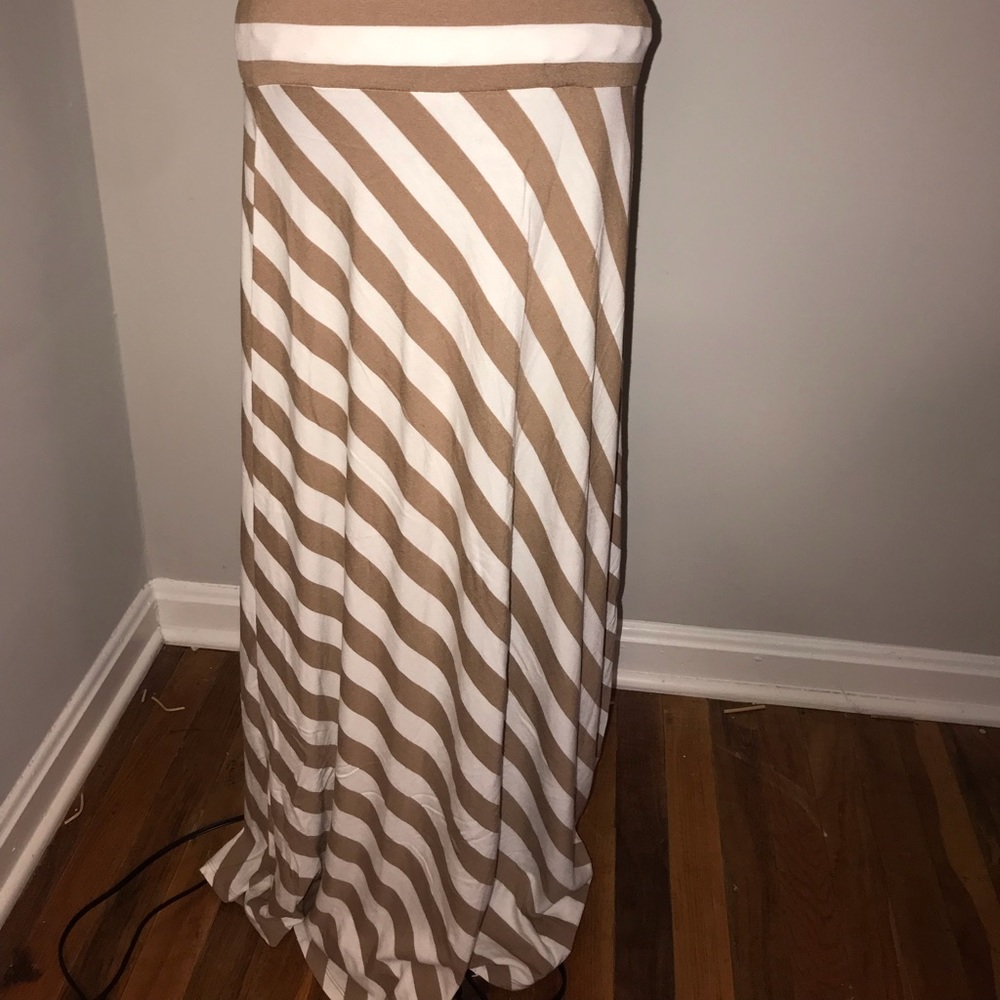 Maxi skirt